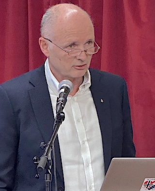 Tor Petter Ekroll.